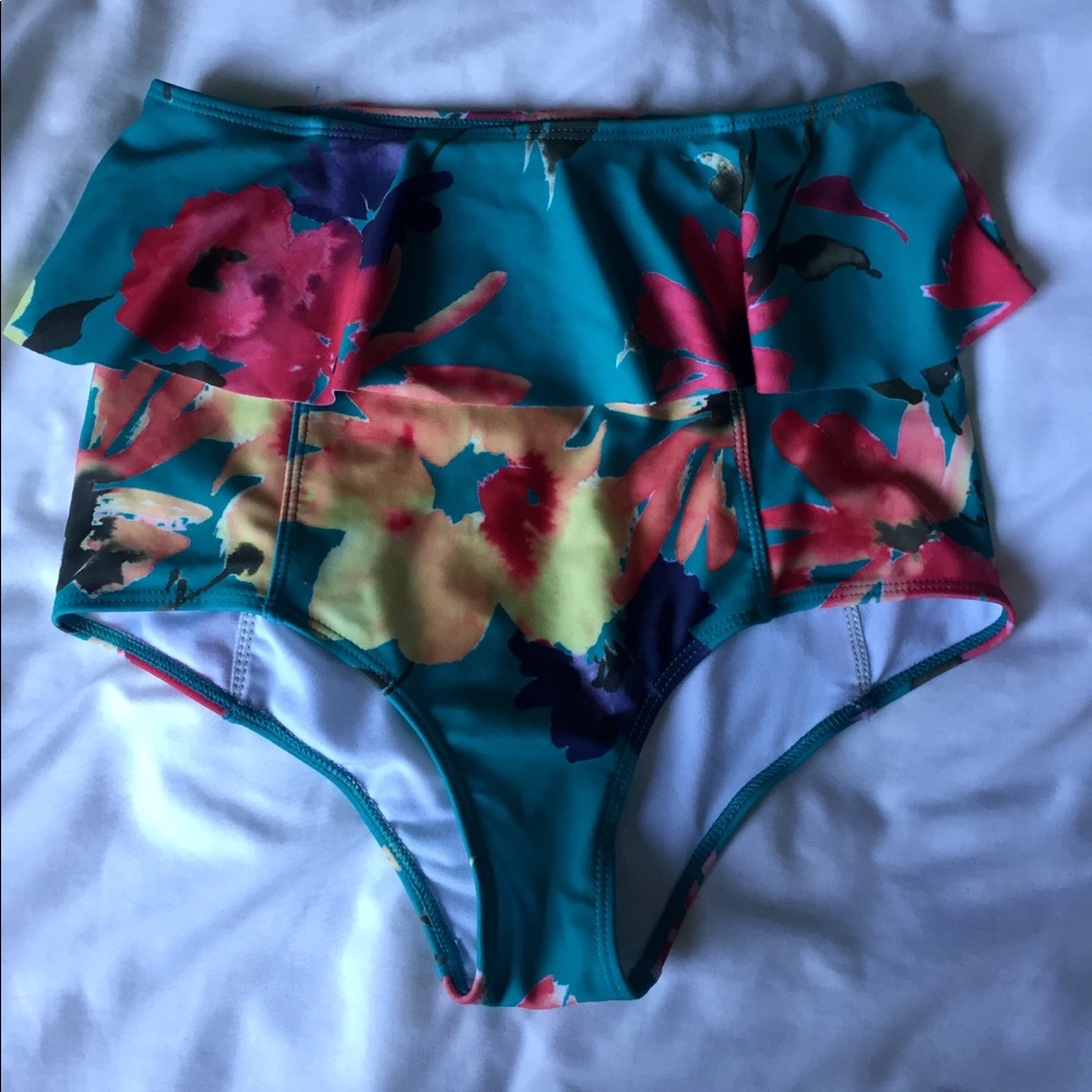 Kortni Jeane high-waisted peplum bottoms